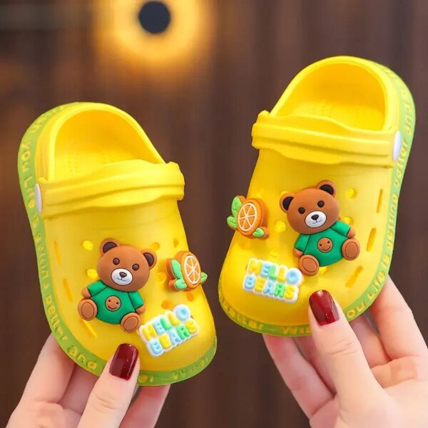 Zapatillas para niños con dibujos animados, lindas zapatillas para niñas y niños con suelas suaves, bolsas para bebés, zapatos perforados, sandalias para el hogar y el bebé. - Image 3