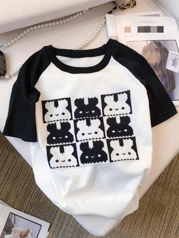 Top de punto con cuello redondo y estampado de conejo, manga corta, ideal para primavera y verano, 2025 - Image 4