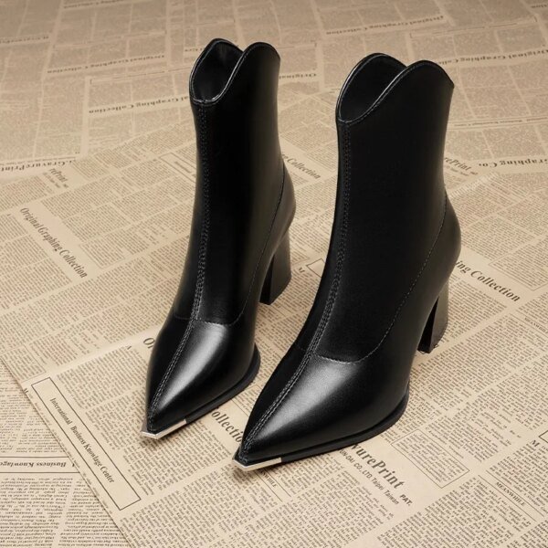Botas de cuero para mujer, botines Chelsea de lujo con punta puntiaguda, tacones altos modernos, cremallera, estilo gótico, botas francesas para mujer. - Image 3