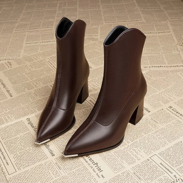 Botas de cuero para mujer, botines Chelsea de lujo con punta puntiaguda, tacones altos modernos, cremallera, estilo gótico, botas francesas para mujer. - Image 4